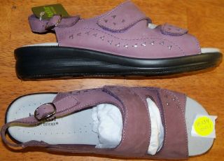 Womens Hotter Lavender Suede Velcro Comfort Sandals, size 8 UK (10 