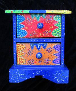 Small decorative chest of drawers/storag​e box/jewellery box, hand 
