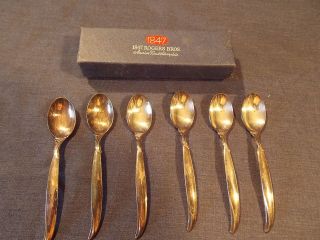   1847 ROGER BROS INTERNATIONAL SILVER CO. Coffee/Childre​ns Spoons