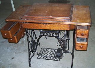 Singer Treadle Sewing Machine S/N # AA402927 Vintage Cabinet 5 Drawer
