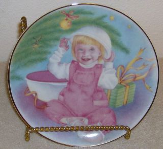 Chrissys Favorite Toy Collector Plate Tupperware 1993