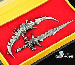   warcraft Warglaive+Frostmourne sword weapon set 14cm toy +GAME Packed