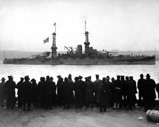 1918 MR Battleship Arizona Passes 96th St. Pier In New York City 8x10 
