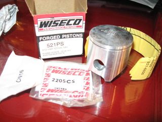   YZ125_N Dirtbike Wiseco NOS Piston and Ring Set_56mm_std size_521ps
