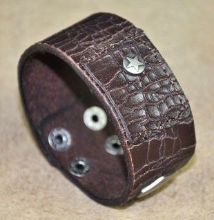 S86 Sharp Army Star Stud Crack Texture Leather Bracelet Wristband 