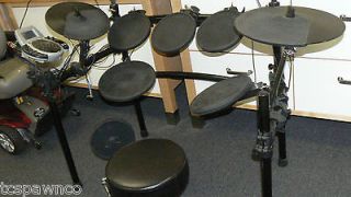 electronic drum set in Electronic Instruments