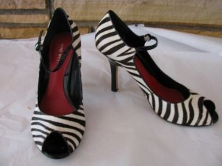 Nine West Zebra Print Pony Hair High Heels Shoes SZ 8 1/2 M