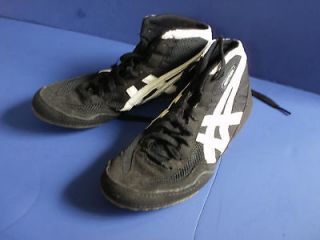 ASICS~Wrestling Shoes~Size 4.5~C921Y~Lace Guard Pockets~Very Good 