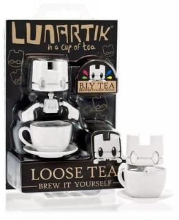 LOOSE TEA (B.I.Y) LUNARTIK IN A CUP OF TEA DESIGNER VINYL MINI FIGURE 