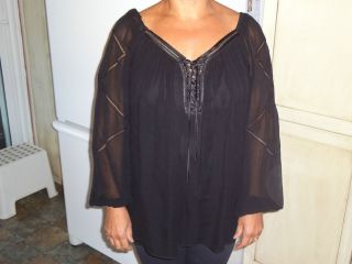 BEAUTIFUL GUESS BY MARCIANO BLACK SILK PEASANT STYLE BLOUSE SIZE SMALL