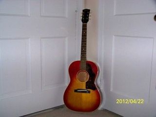 gibson acoustic guitar in Guitar