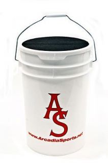 Wilson Arcadia Sports 6 Gallon Baseball Softball Ball Bucket w/ Padded 