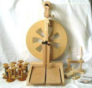 Nearly New ASHFORD KIWI SPINNING WHEEL with LOTS of EXTRAS   Beginner 