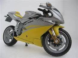 MV Augusta 1000 F4 CRC motorcycle 1/18 1000F4 750 MVAugusta Solido