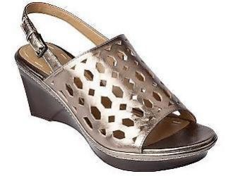 Makowsky Leather Cutout Wedge Sandals (Pewter.Siz​e 7.5 Wide 