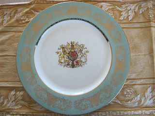 AYNSLEY BONE CHINA PLATE TO COMMEMORATE THE INVESTITURE OF PRINCE OF 