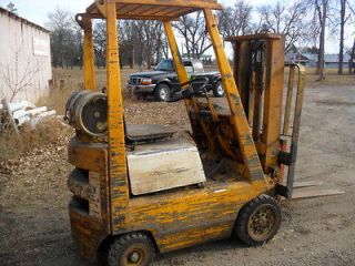 TOYOTA Forklift 1550 lbs cap 102 lift w/ Forks Propane Cushion Tires 