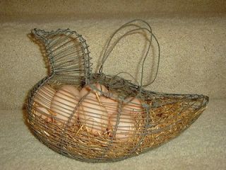 Vintage Twisted Wire Chicken Farm Egg Collector basket and Holder with 