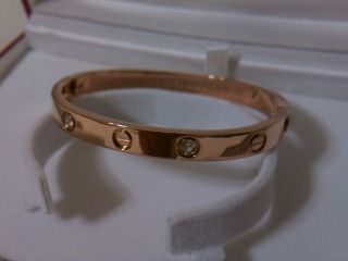 Beautiful Love Stayle Bracelet 18K Rose Gold Over Stainless Steel 