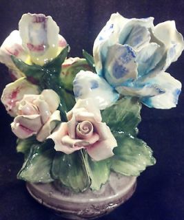 Gorgeous CAPODIMONTE Italian Porcelain Flowers ROSES CENTERPIECE blue 