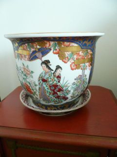 EXQUISITE Vintage Chinese Macau Oriental Gilded Porcelain Planter Vase
