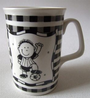 TRADE WINDS TABLE WARE BLACK & WHITE CHECKED MUG CHILDREN PLAYING