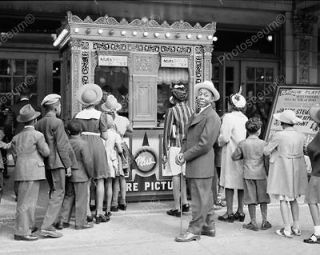 Playbill CORNELIA OTIS SKINNER PARIS 90, Booth Theatre, 1952, ticket 