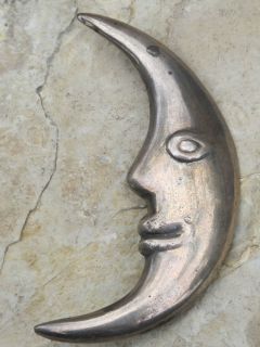 VINTAGE STERLING SILVER REPOUSSE MAN IN THE MOON CRESCENT PIN BROOCH