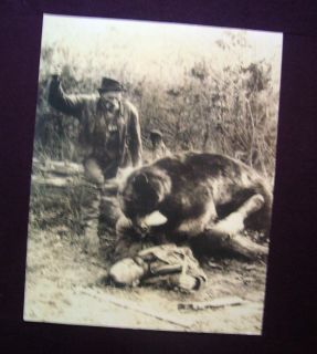 VINTAGE BLACK AND WHITE PRINT BEAR MAULING MAN GREAT FOR THE MANCAVE 