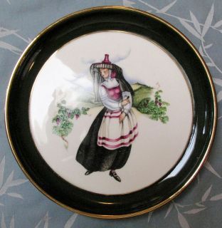 Hyalyn Decorative Plate   Colonial Woman Against Landscape   8 1/8 