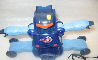 Hit Clips Micro Music System BEAT BOT 6000 Dancing Robot W/Smath Mouth 