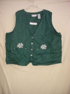     Womens Plus Size Green 4 Button Vest   Rose Pattern Size 26W