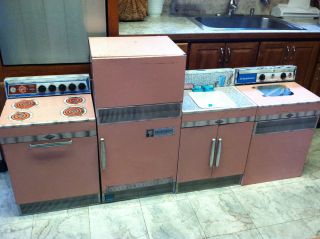 Vintage Pink Wolverine Frigidaire 1950s Tin Litho Toy Kitchen Set 4pc 