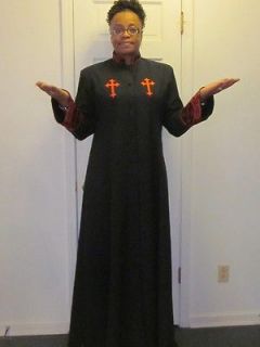 Designer Female Black & Red Pastor Minister Clergy Robe, NEW sizes 6 