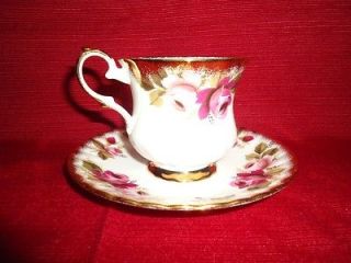   Bone China Tea Cup and Saucer Set Pink and Red Roses in Gold Trim
