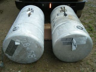 Peterbilt aluminum 29 fuel tanks left and right 150 gallon #1012 