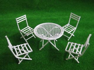 SN25101 Model G Scale 125 GARDEN TABLES AND CHAIRS