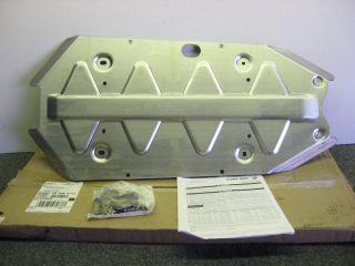 2006   2007 Can Am Outlander Renegade NEW Central Skid Plate   Can Am