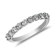 Belle Classic Diamond Ring in Platinum (3/4 ct. tw.)