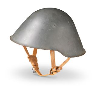 Used German Military Nva Helmet With Liner   961662, Helmets 