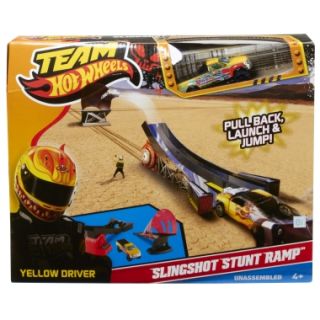 TEAM HOT WHEELS™ SLINGSHOT STUNT RAMP™ Track Set   Shop.Mattel