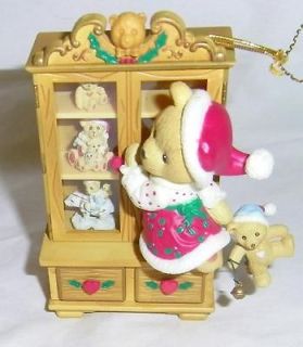Priscilla Hillman 1997 Christmas Ornament Teddy Bear Collectors Curio 