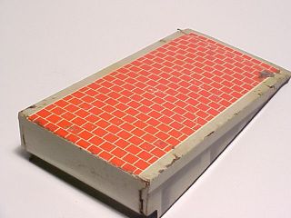 MARX LITHO METAL RAMP FOR THE 5420 FREIGHT STATION CIRCA 1952   hard 
