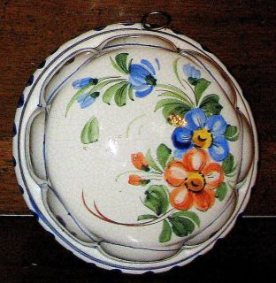 BASSANO, ITALY~ Lovely HAND PAINTED CERAMIC MOLD w/Hanging Ring 