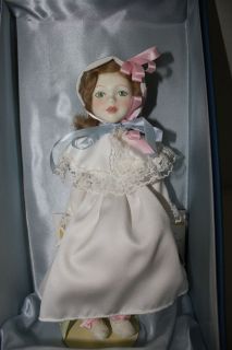   DOULTON NISBET SMALL SISTER PORCELAIN DOLL KATE GREENWAY #1873