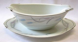 Gorgeous Valmont Royal Wheat Pattern Gravy Bowl With Attached Dish 