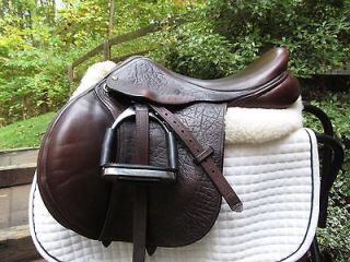 16.5 COUNTY INNOVATION XTR close contact jumping saddle  WIDE TREE