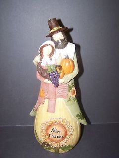 13 Hand Painted Pilgrim Couple Resin Patchwork Figurine Thanksgiving 