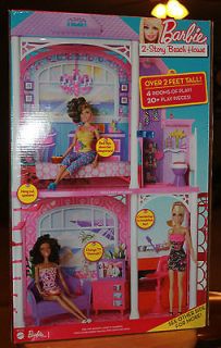 barbie house in Structures & Furniture