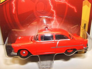 Johnny Lightning *FOREVER 64 R25* 1955 Chevy Sedan FIRE CHIEF CAR *NIP 
